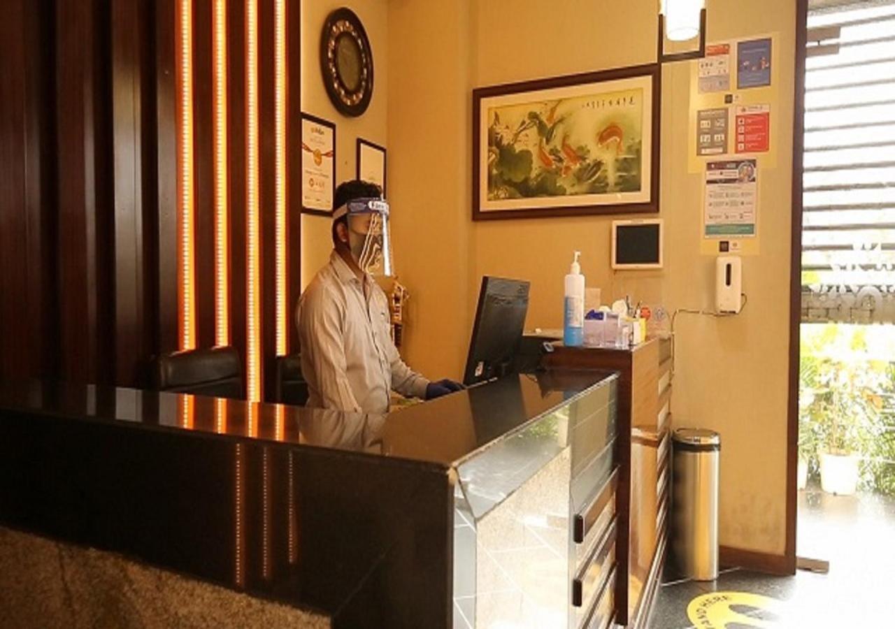 Istay Hotels Infantry Road Bangalore Bagian luar foto