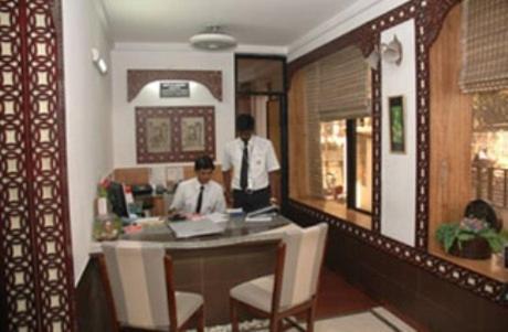Istay Hotels Infantry Road Bangalore Bagian luar foto