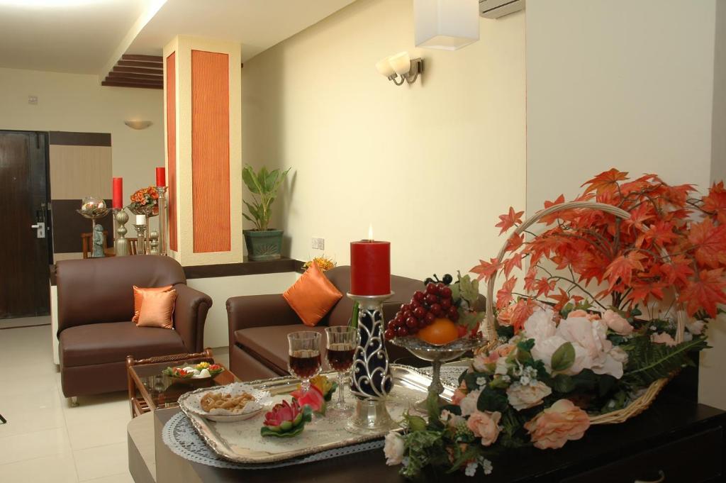 Istay Hotels Infantry Road Bangalore Bagian luar foto